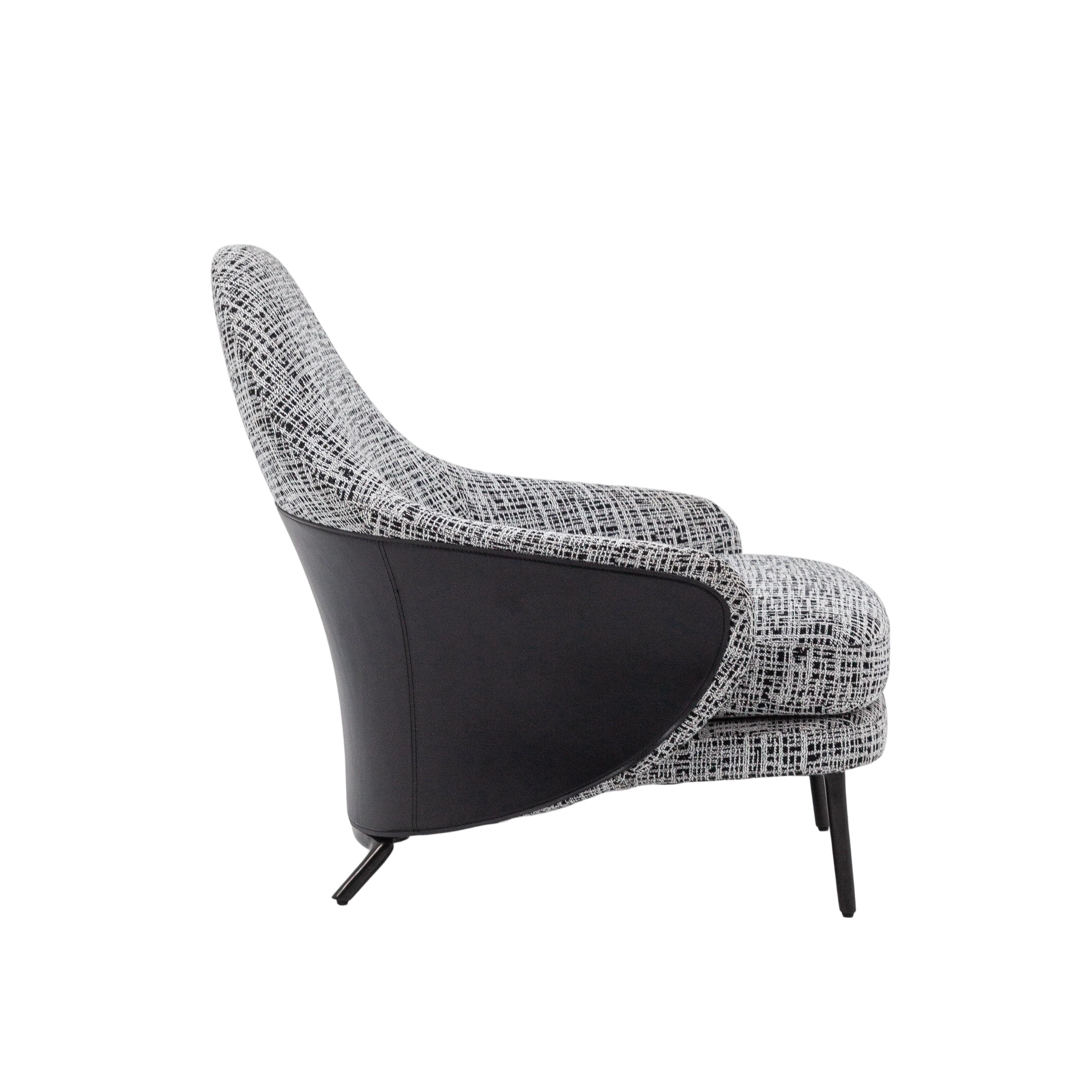 Redefining Luxury: Sophisticated Lounge Chairs