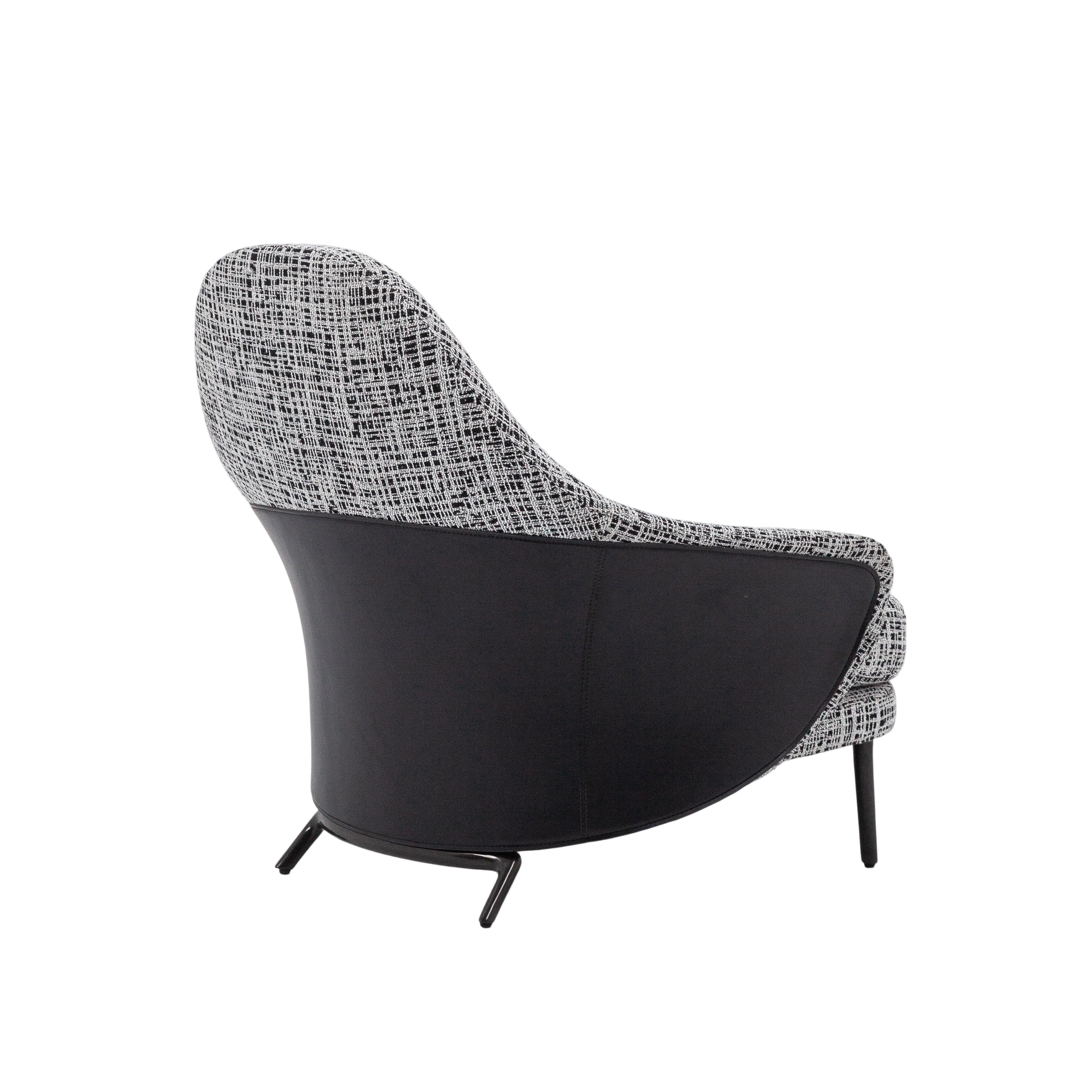 Redefining Luxury: Sophisticated Lounge Chairs