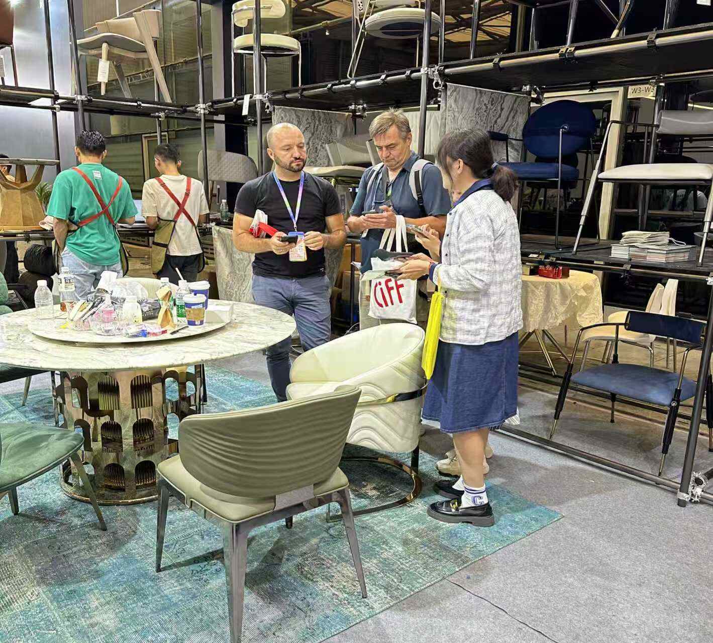 Editorial showcase 3-2